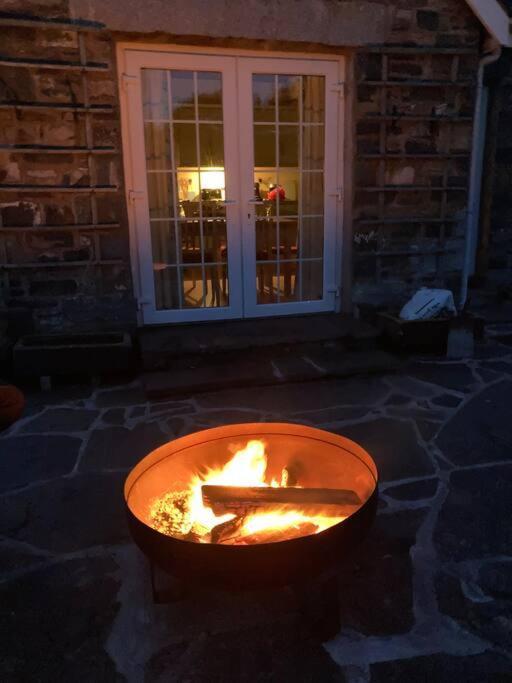 Polharrow Villa Dalry  Екстериор снимка